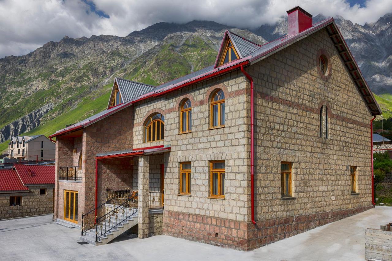 Graf Kazbegi Hotel Exterior foto