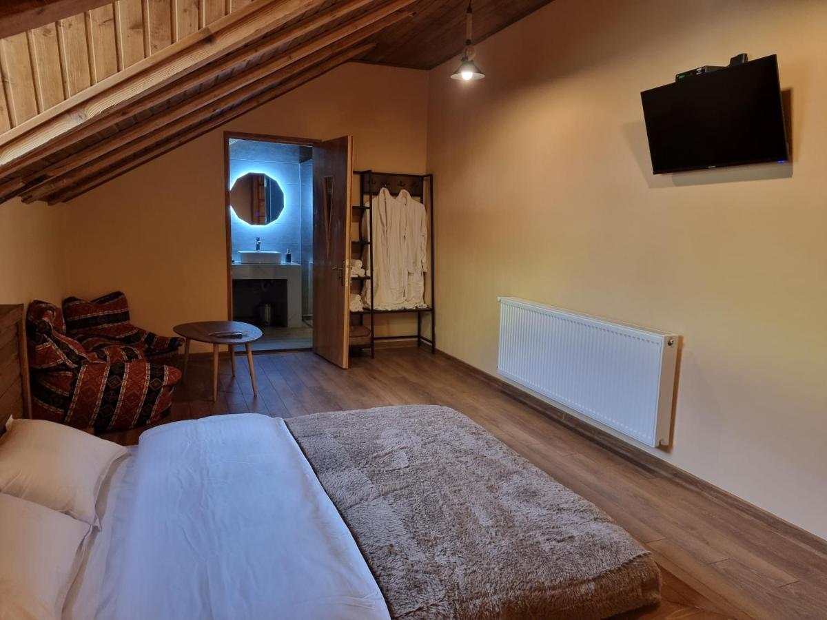 Graf Kazbegi Hotel Exterior foto