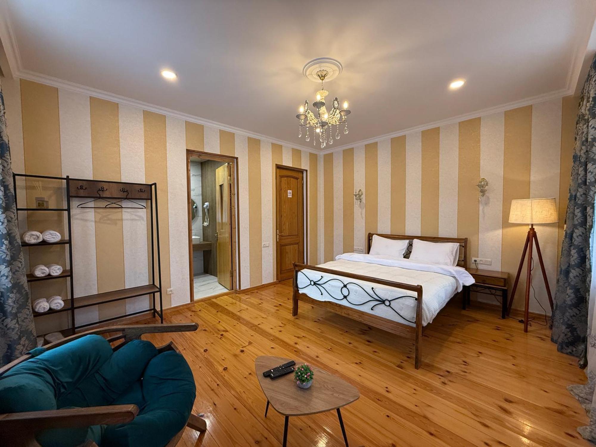 Graf Kazbegi Hotel Exterior foto